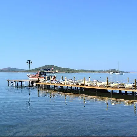 Cunda Deniz 3* Аявали